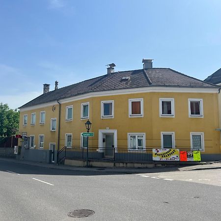 1 Schlafzimmer Apartment Euratsfeld Bagian luar foto